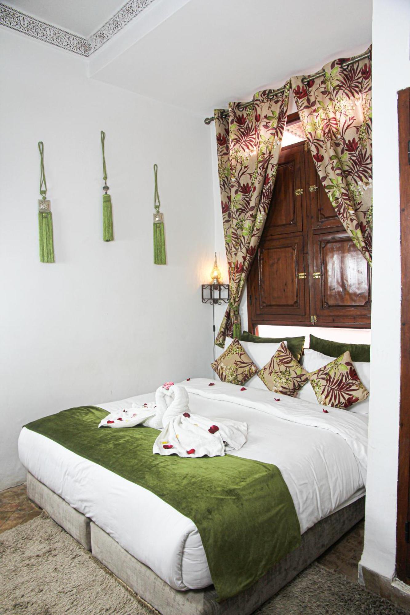 Tizgui Gasthof 2*
